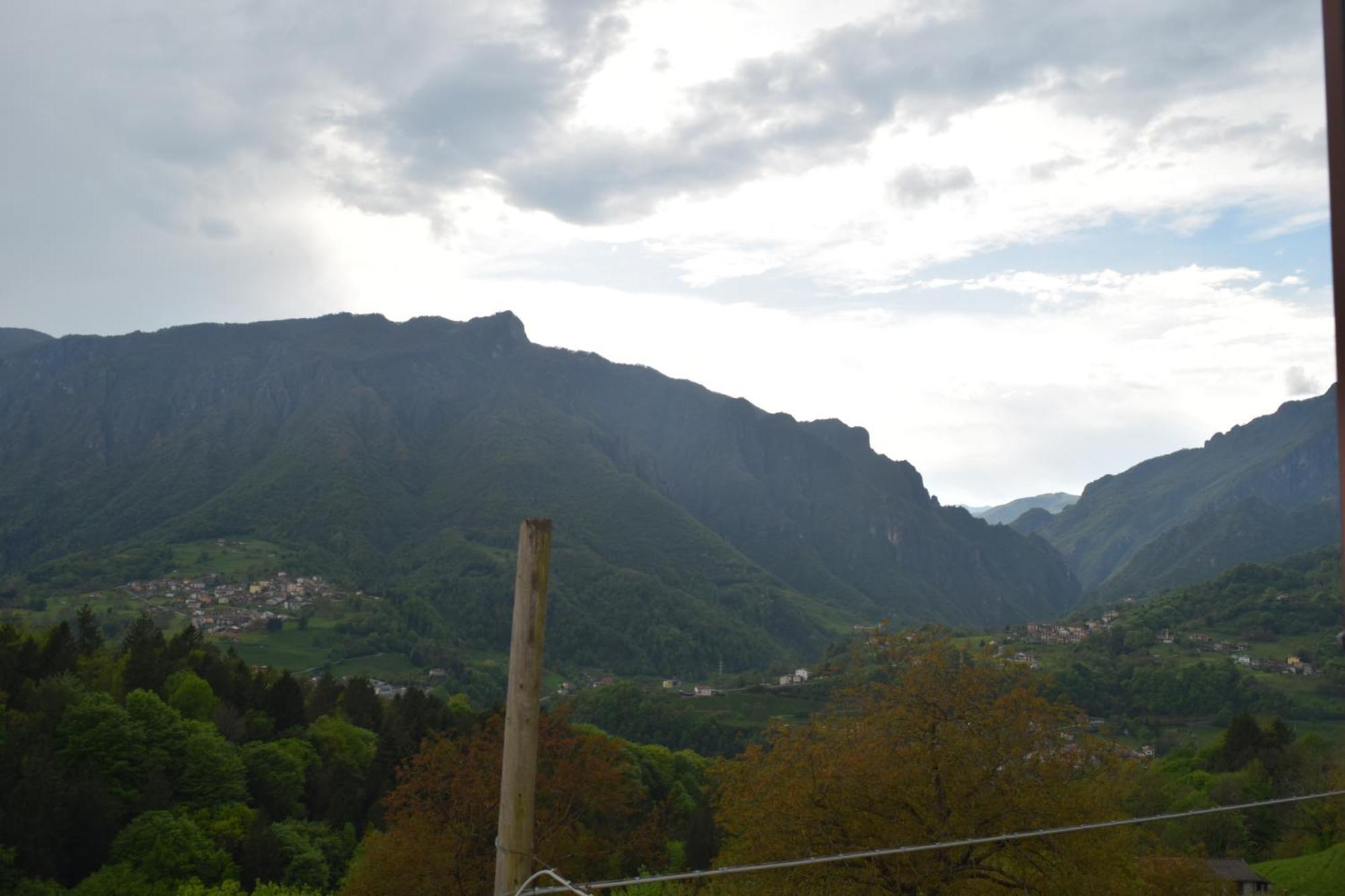 Bed &Breakfast Bellavista Bed and Breakfast San Giovanni Bianco Exteriör bild